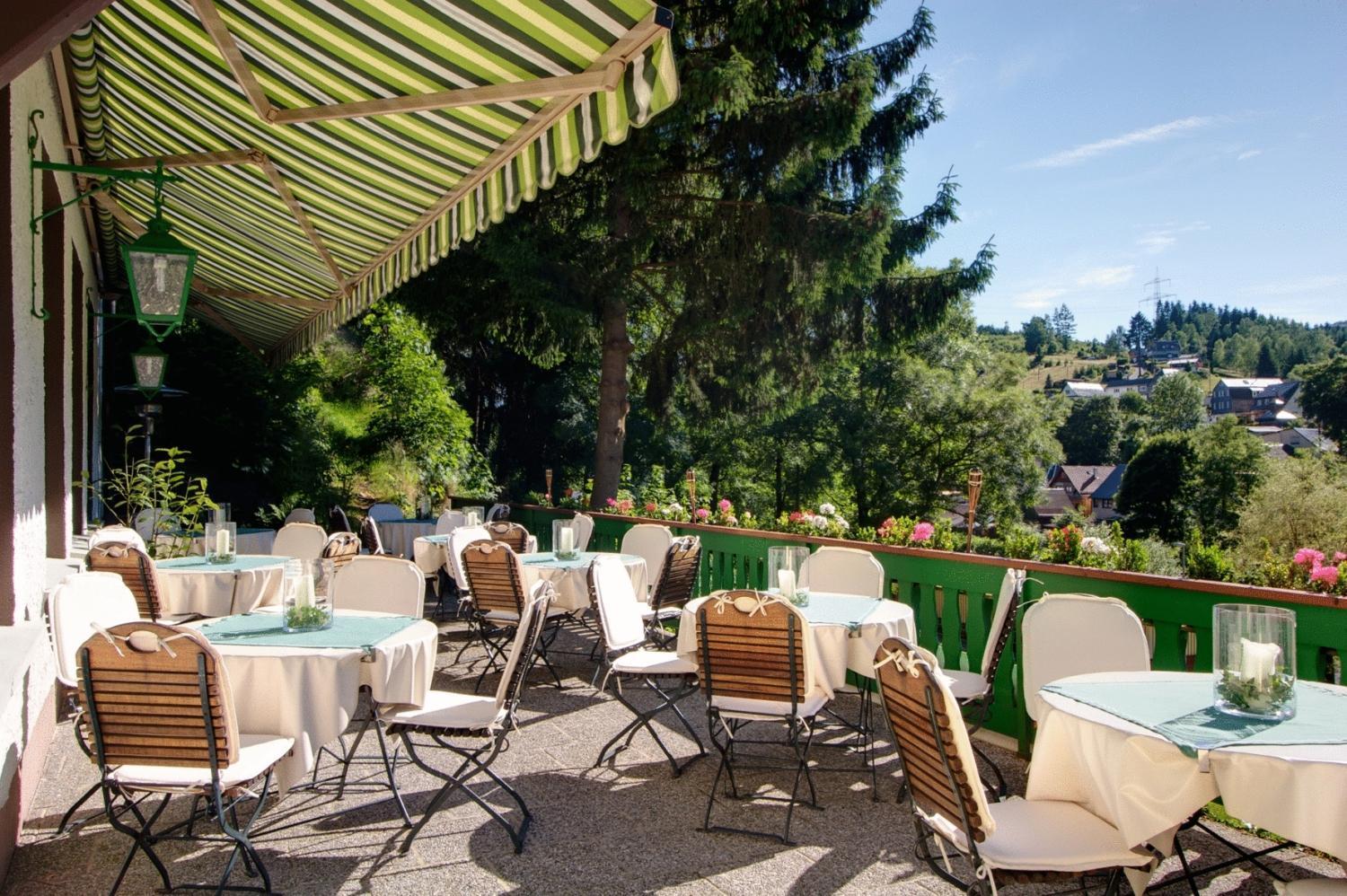 Flair-Hotel Waldfrieden Schwarzatal Exterior photo